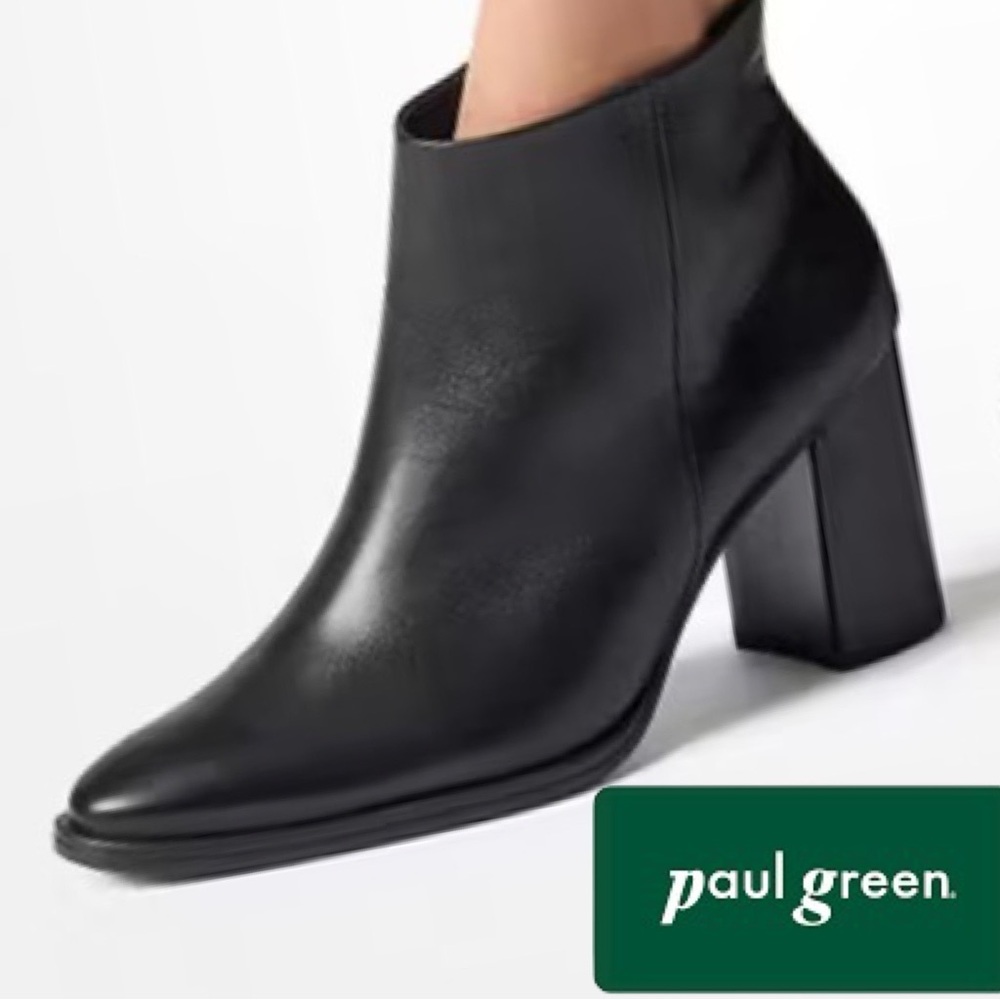 New condition $425 MSRP Paul Green Leather Black Ankle Boots – US 9 UK 6.5